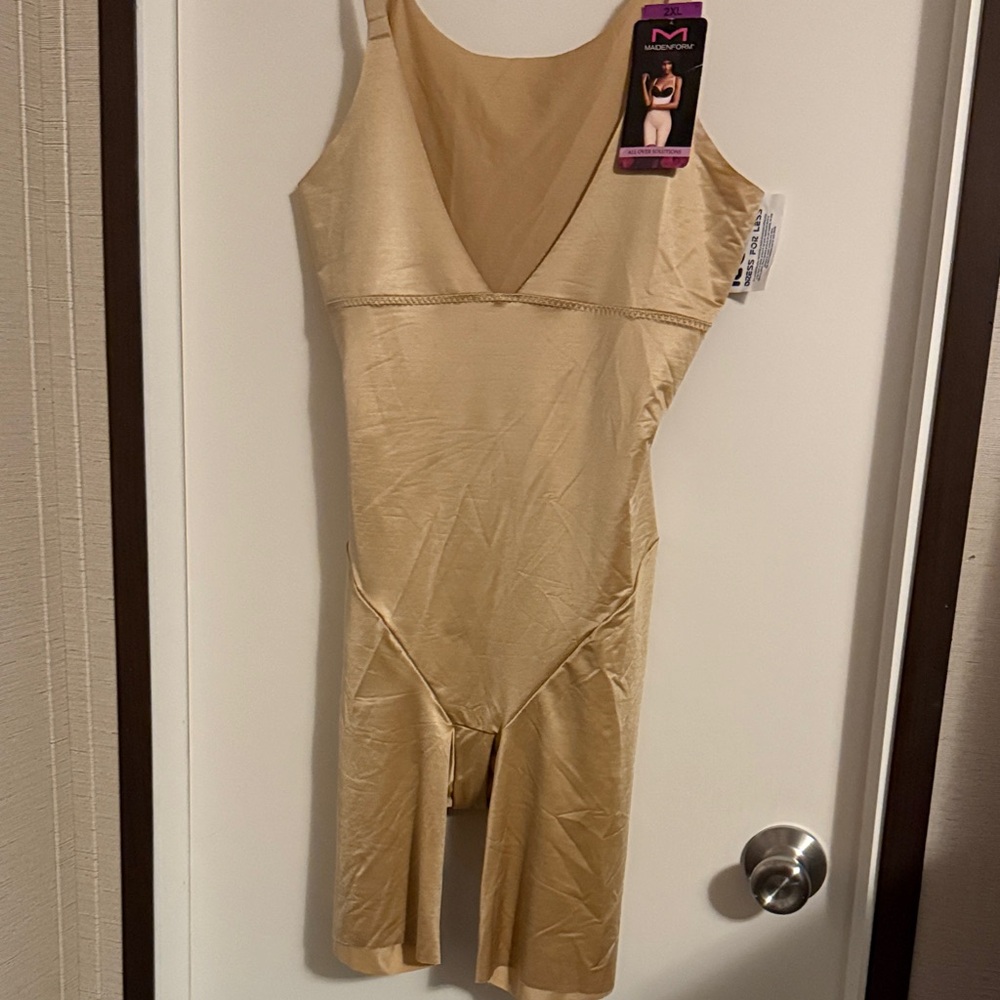 Maidenform Shapewear in Beige